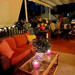 Cozy Penthouse With Excellent Location Appartamento *
